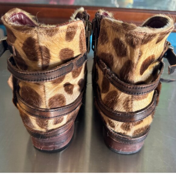 Freebird Belfast Ankle Booties - Picture 3 of 8